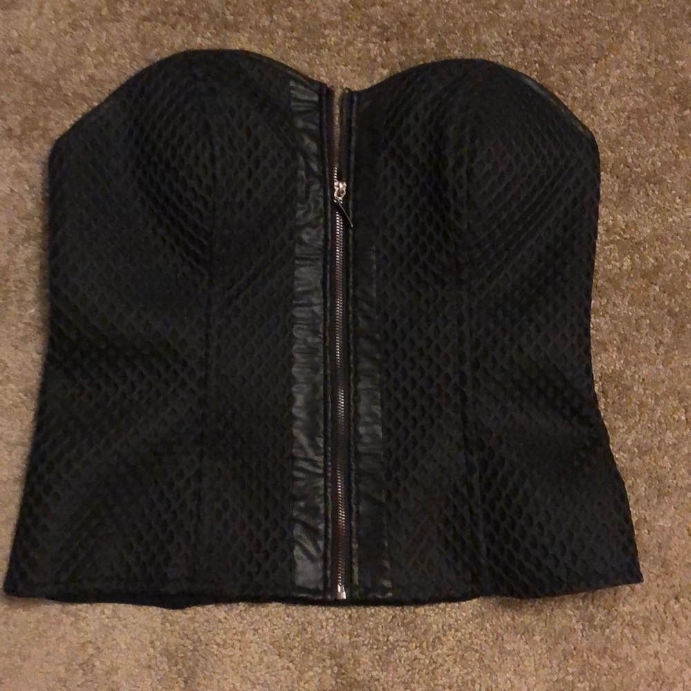 Zip up black corset